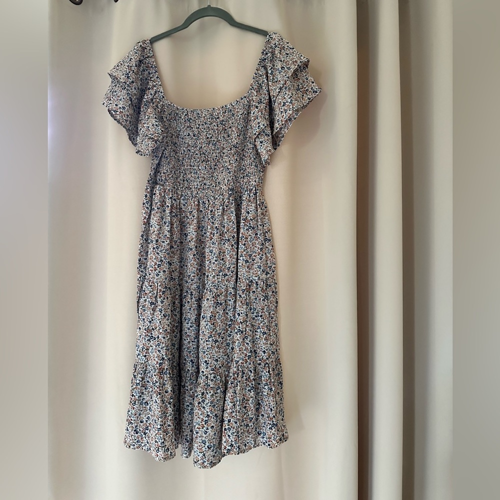 Short dress